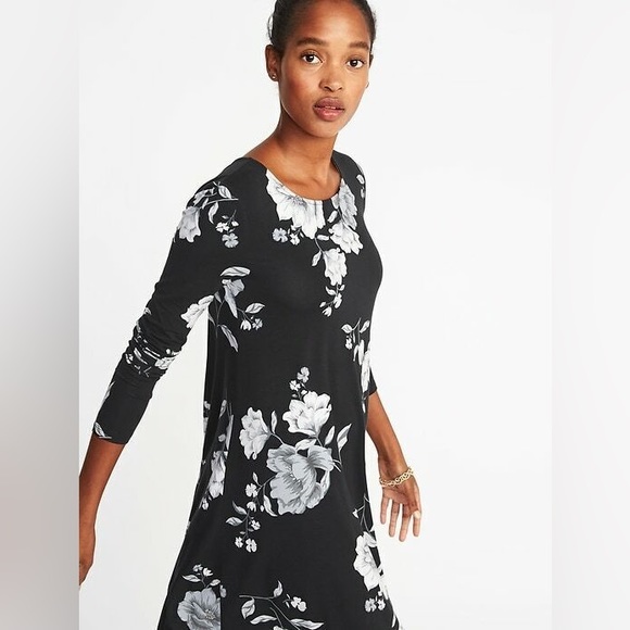 Old Navy Casual Dress - Picture 7 of 7